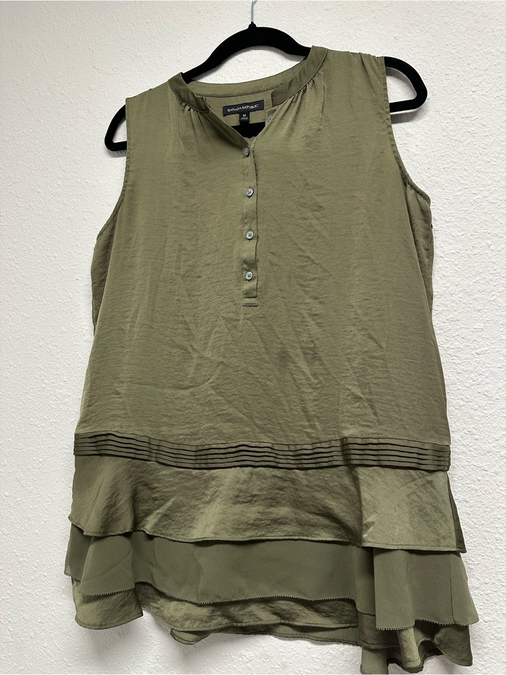 Banana Republic Olive Green Sleeveless Layered Blouse